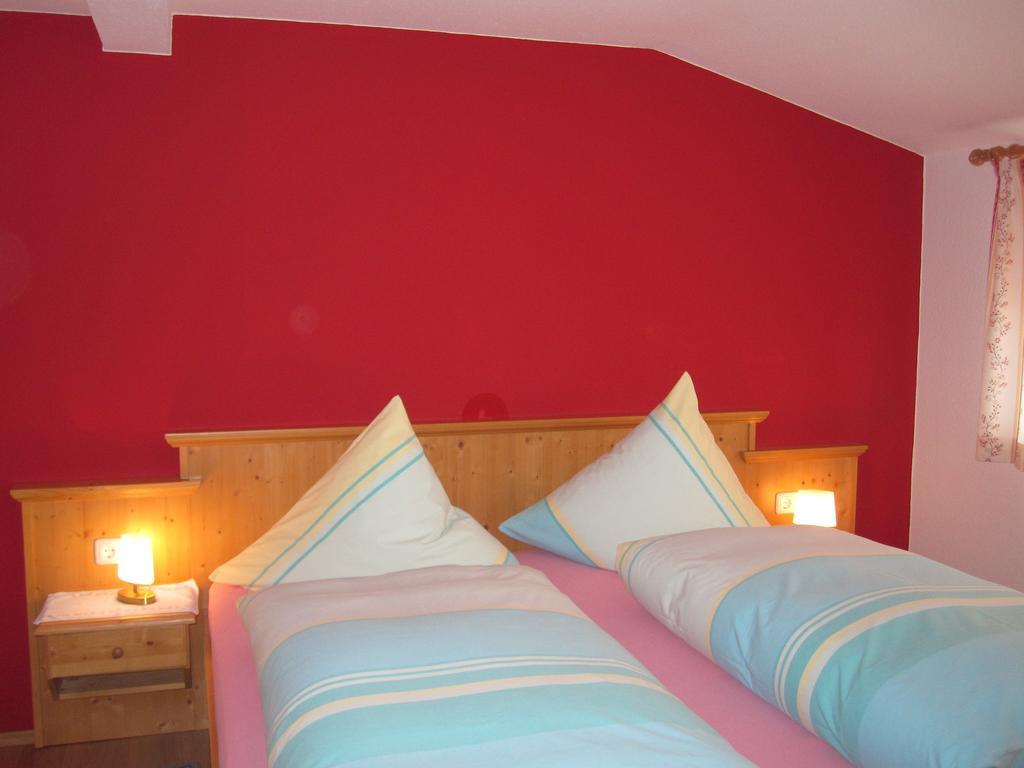 Gästehaus Bach Oberstdorf Zimmer foto
